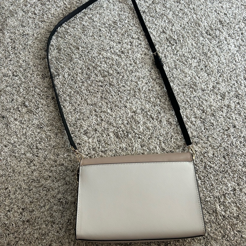 KATE SPADE ♠️♠️♠️ - Picture 2 of 2